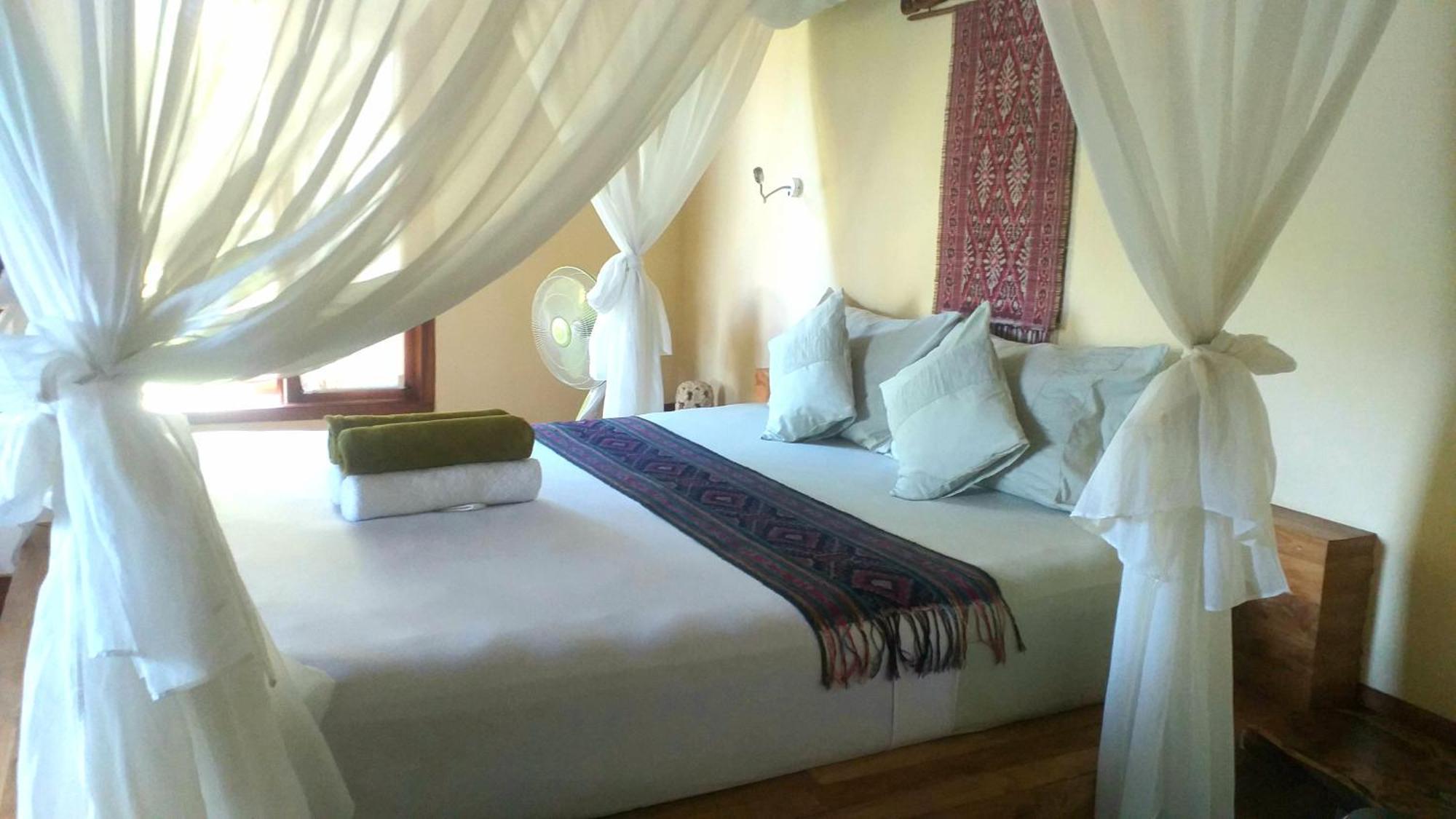 Hotel Lafyu Bali Singaraja Exterior foto