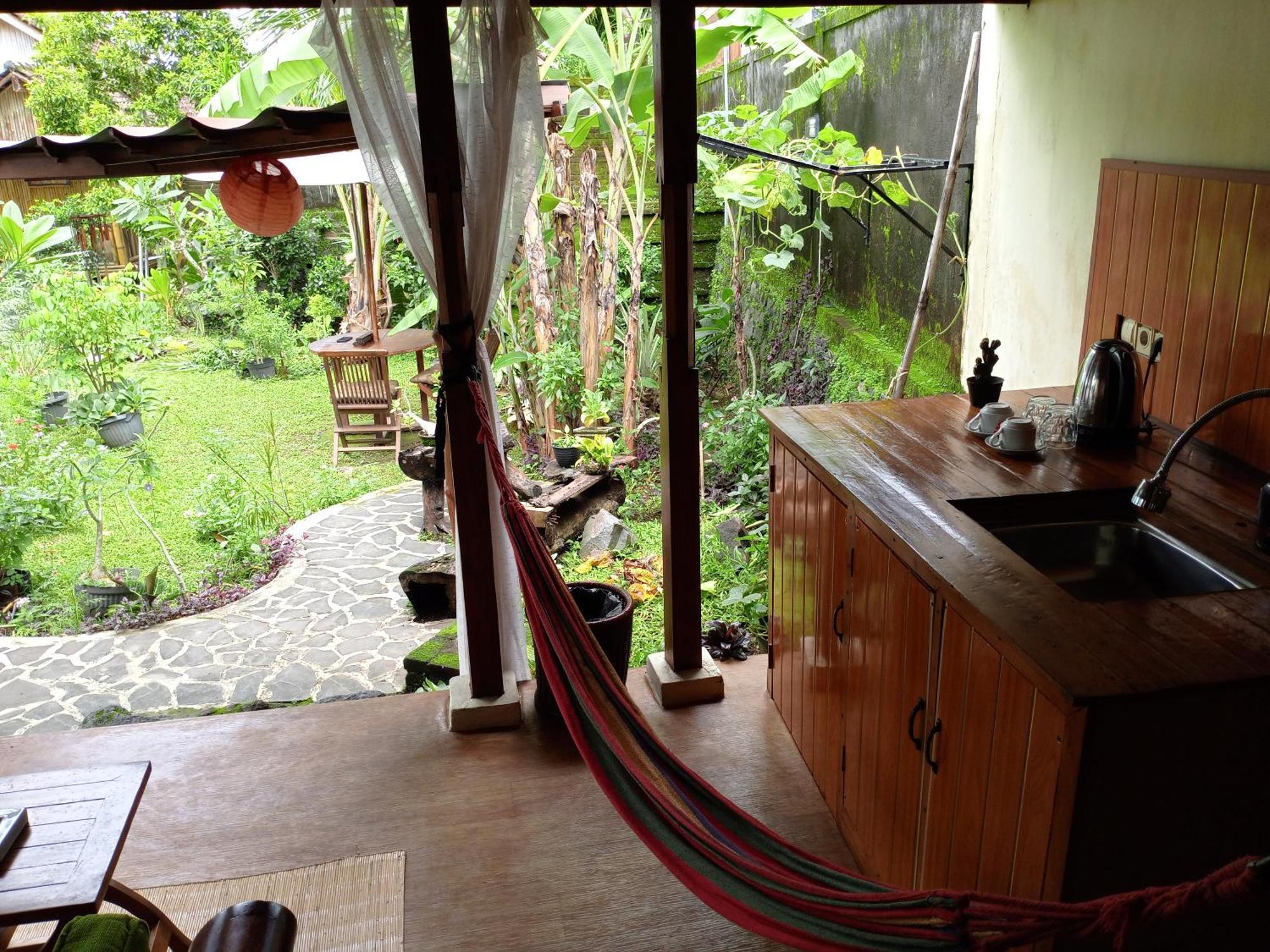 Hotel Lafyu Bali Singaraja Exterior foto