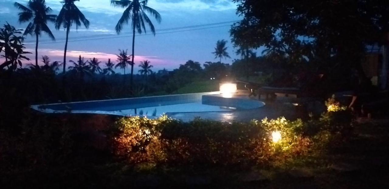 Hotel Lafyu Bali Singaraja Exterior foto